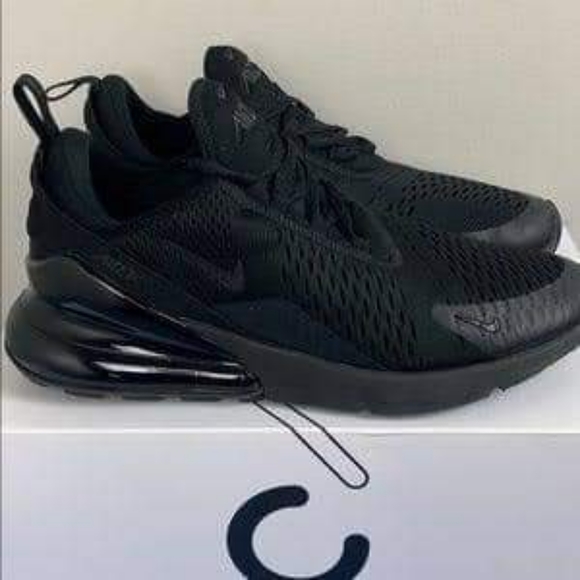 Nike Shoes - Air Max 270